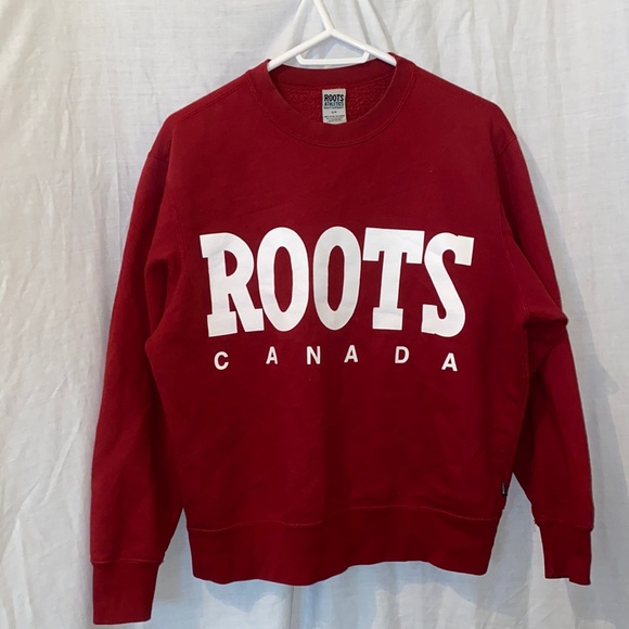 Roots Sweaters - Vintage Roots crewneck men’s SMALL